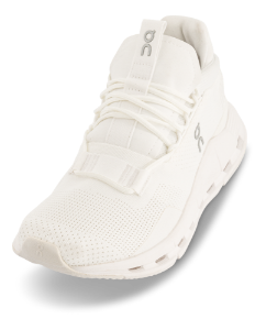 On CloudNova Sneakers Hvid W26.99115