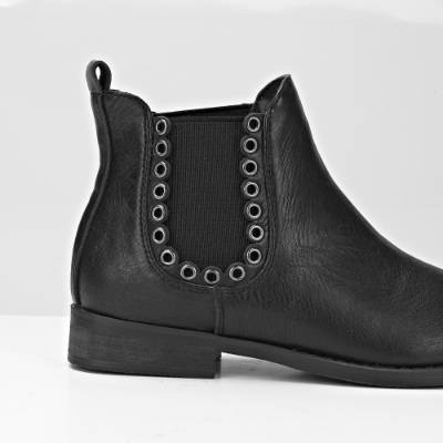 B&CO kort damestøvlett sort