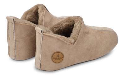 Shepherd of Sweden Lina Kamikk Stone 6202